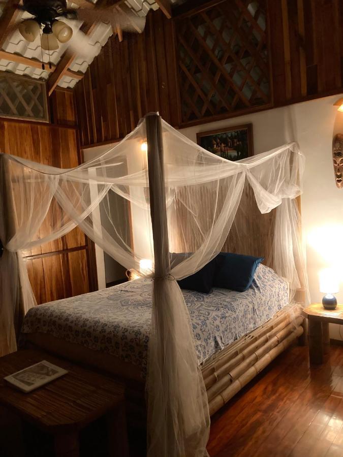 Coral Hill Bungalows Cahuita Eksteriør billede