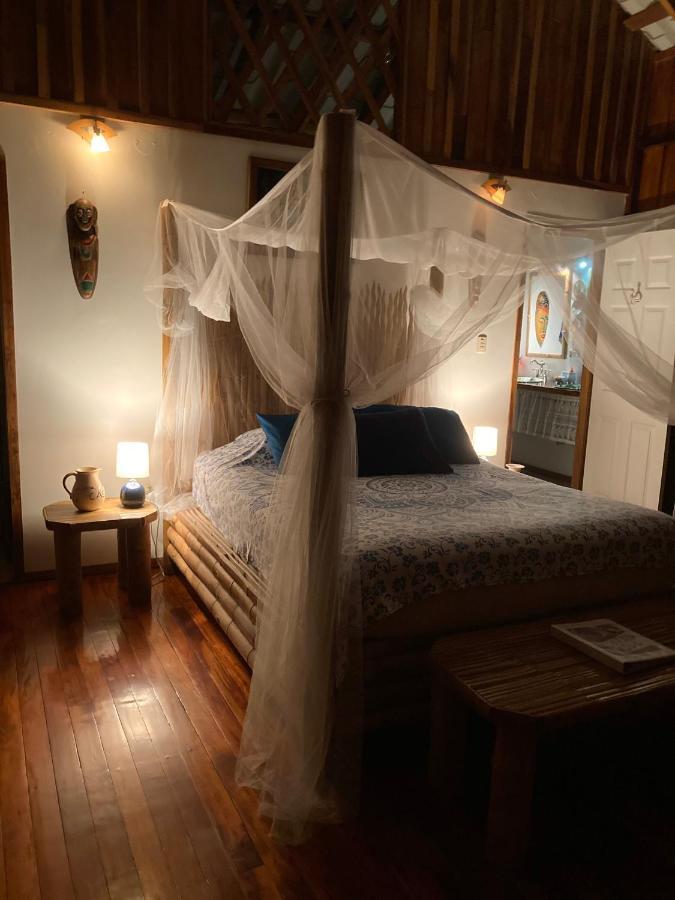 Coral Hill Bungalows Cahuita Eksteriør billede