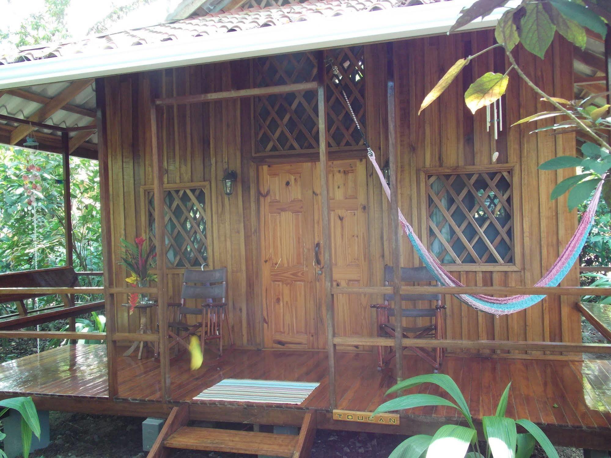 Coral Hill Bungalows Cahuita Eksteriør billede