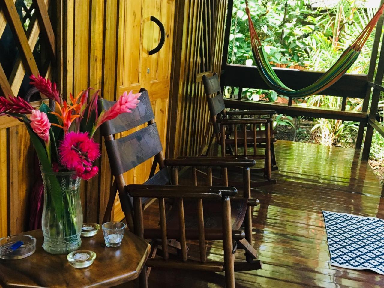 Coral Hill Bungalows Cahuita Eksteriør billede