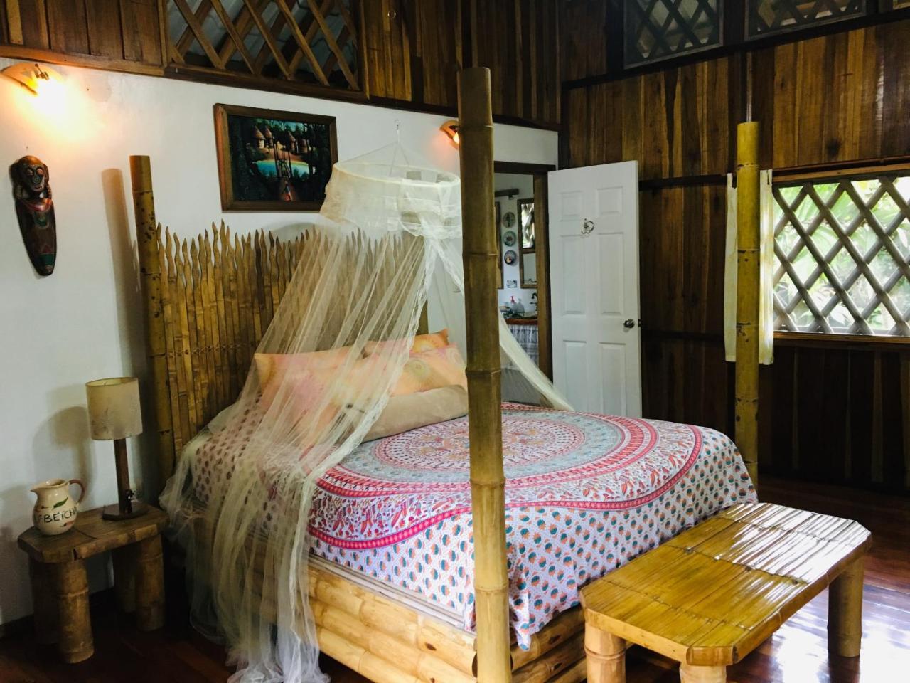 Coral Hill Bungalows Cahuita Eksteriør billede